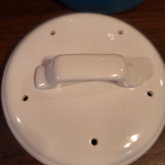 Ceramic Compost Container - Picture 2 of 5